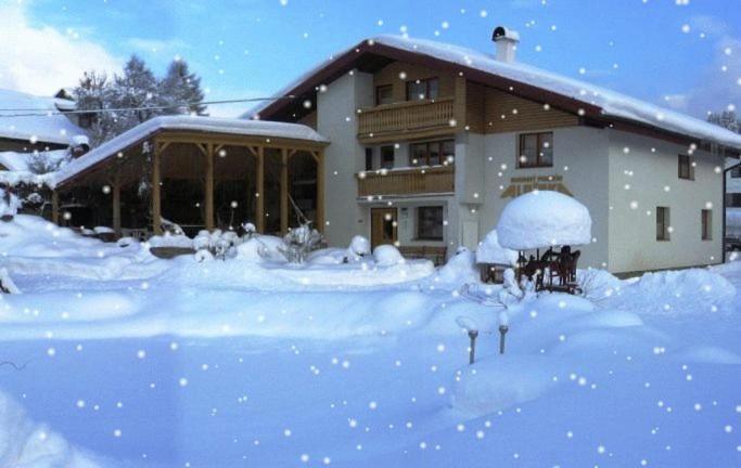 Rodinné apartmány Alpinka Oscadnica Exterior foto